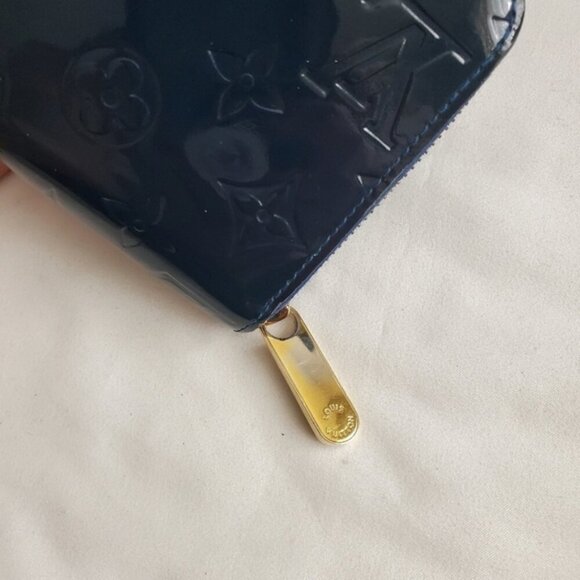 Authentic Louis Vuitton Zippy Vernis Leather Monogram Wallet Cardholders - Picture 5 of 9